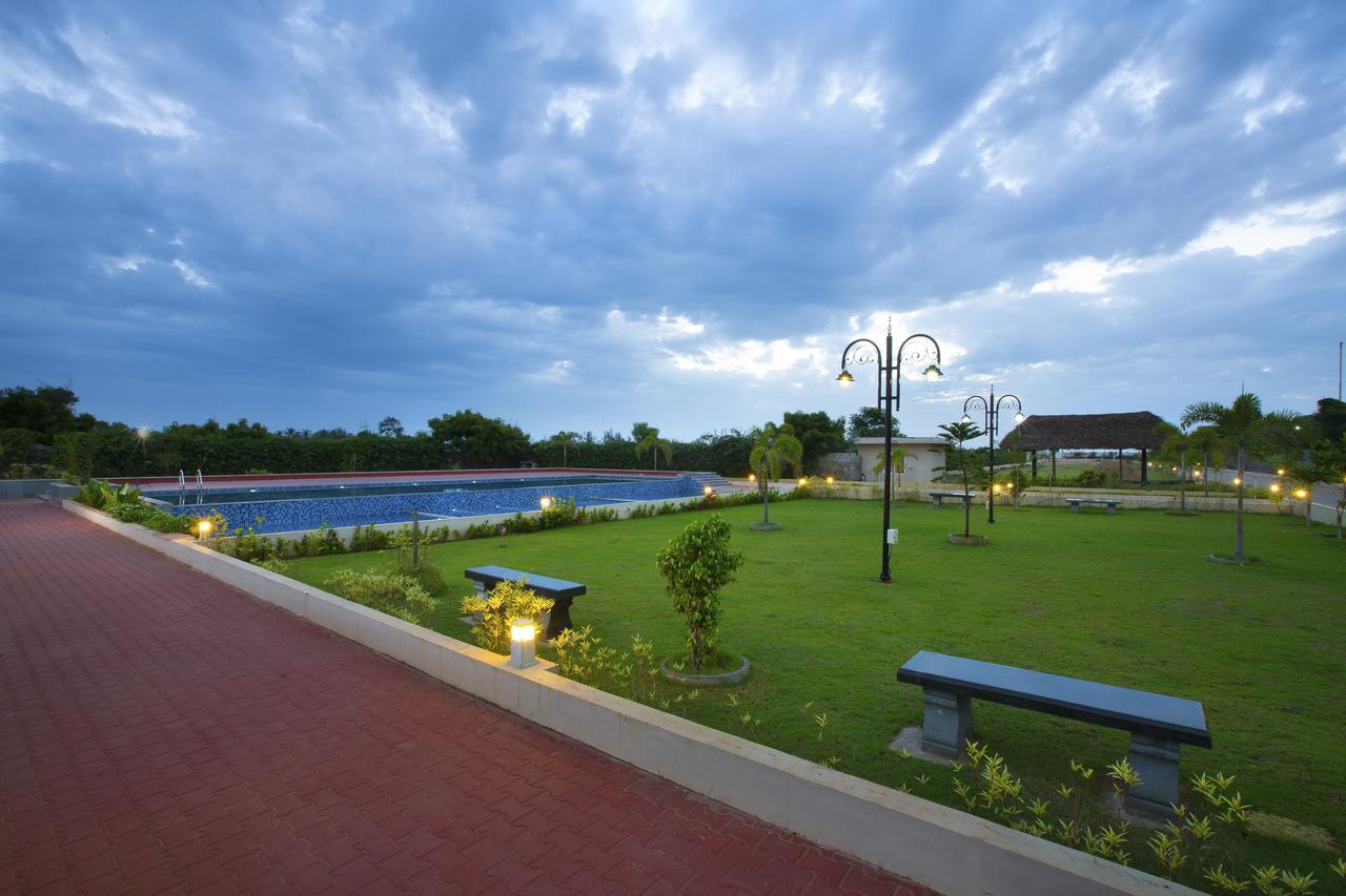 Landmark Pallavaa Beach Resorts Mamallapuram Exterior foto